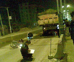 207国道水岸新都路段发生惨剧 造成一人死亡 207国道水岸新都路段发生惨剧 造成一人死亡